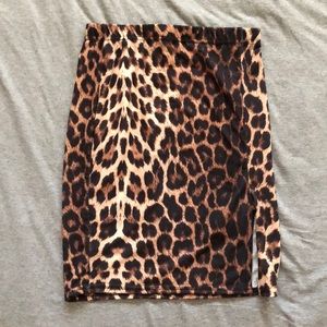 H&M Skirts - H&M CHEETAH SKIRT H&M Skirts - H&M CHEETAH SKIRT